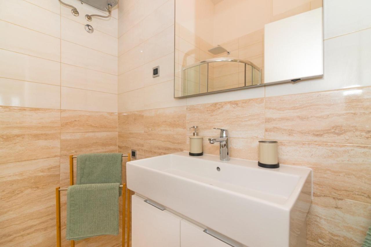 Ventus Apartment Srima Exterior photo
